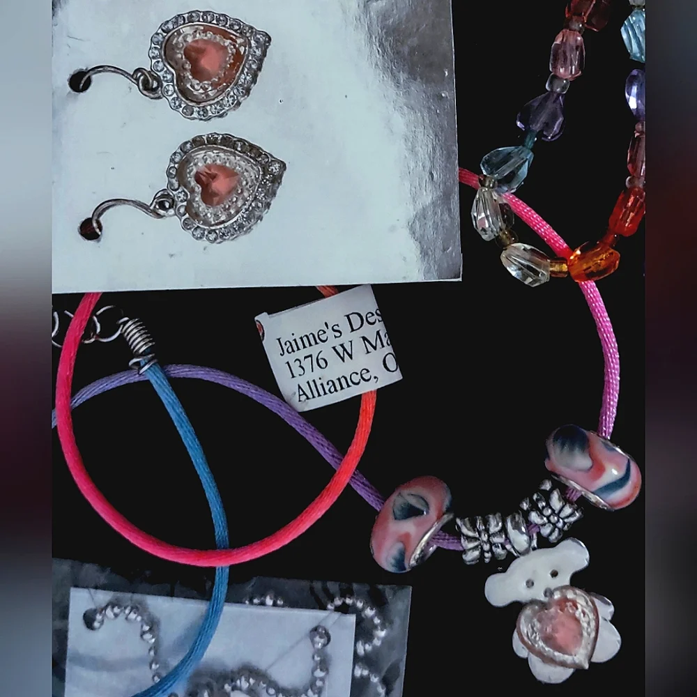Girls' Teddy Bear & Heart Necklace & Earrings Set of 2 - Picture 9 of 9